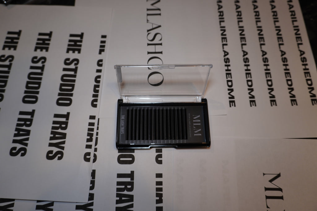The Studio Trays .05 D Curl